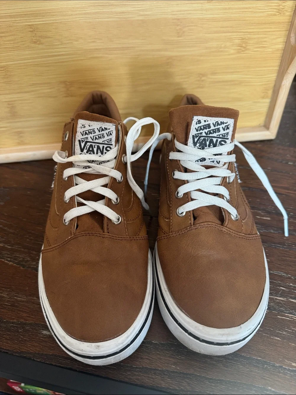 Vans Men’s Tan leather Low-Top Skate Sneakers with White Laces